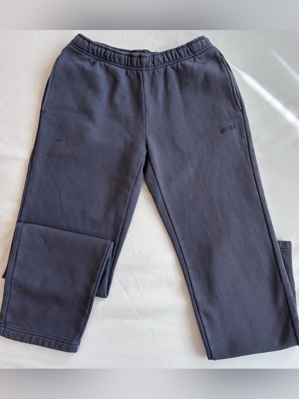 Aritzia | Cozy Sweatfleece Mega Fit Sweatpant - Straight | Size: XS